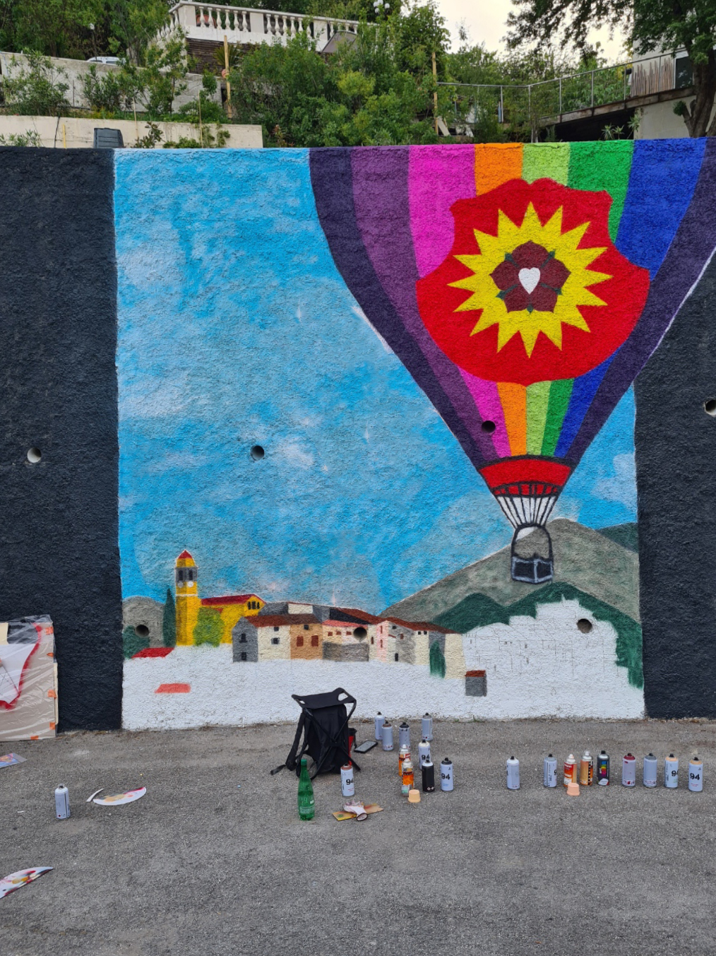place_for_art_association_street_art_nice_06_fresque_artiste_live_painting_atelier_evenement_art_urbain_contemporain_florence_fabris_festival_massoins_alpes_maritimes-pika
